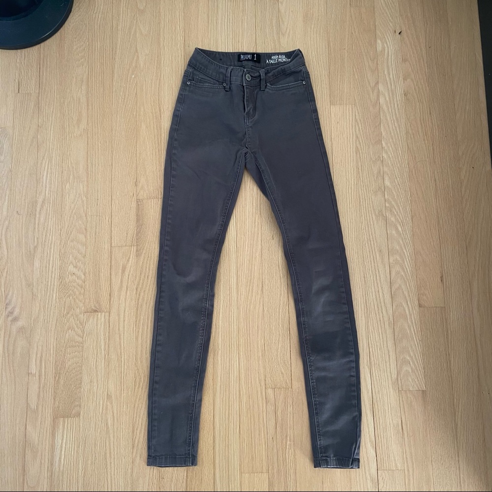 High waisted skinny jeans